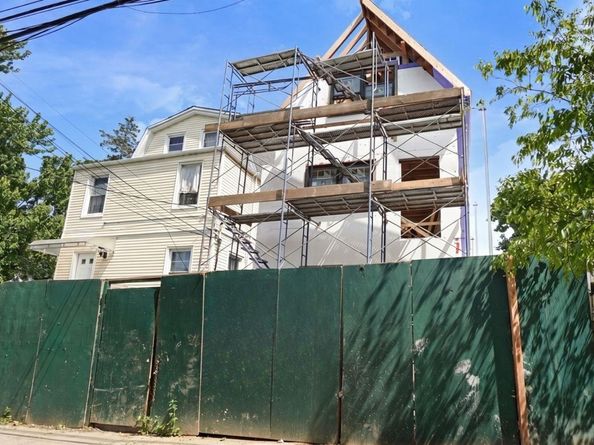 4564 Matilda Avenue, Bronx NY 10470