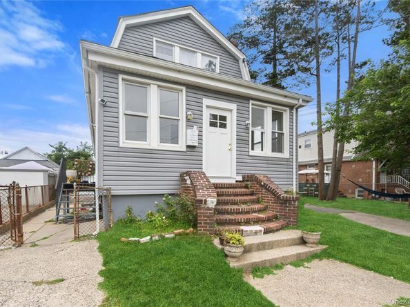 1430 Omega Street, Elmont NY 11003