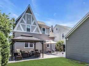 1680 roosevelt Street, Baldwin NY 11510