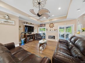 41 Paige Lane, Moriches NY 11955