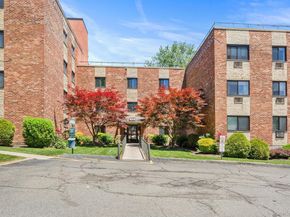 115 Dehaven Drive 105, Yonkers NY 10703
