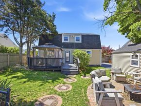 25 Parkdale Drive, North Babylon NY 11703