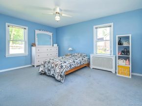 23 Phillips Road, Glen Cove NY 11542
