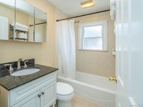 23 Phillips Road, Glen Cove NY 11542
