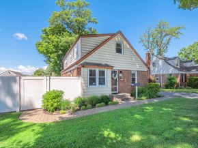 23 Phillips Road, Glen Cove NY 11542