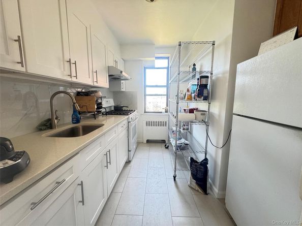 144-46 38th Avenue 4H, Flushing NY 11354