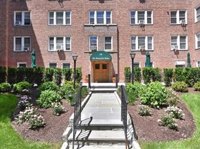 280 Bronxville Road 5W, Bronxville NY 10708