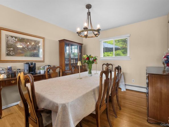 117 Washington Place, Massapequa NY 11758