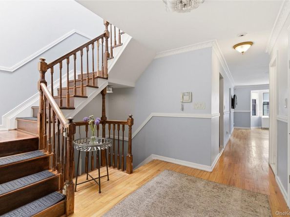 16306 71st Avenue 1323, Fresh Meadows NY 11365