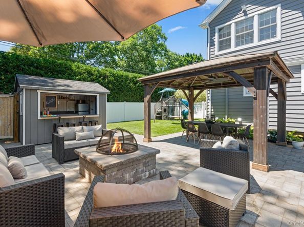 58 Roseville Avenue, Saint James NY 11780