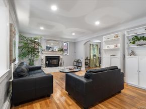 9 W 14th Street, Huntington Station NY 11746