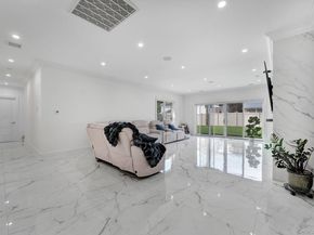 783 Oakleigh Road, North Woodmere NY 11581