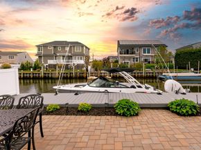 19 Pershing Avenue, Babylon NY 11702