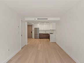 144-49 Northern Boulevard 325, Flushing NY 11354