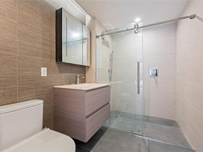 144-49 Northern Boulevard 325, Flushing NY 11354
