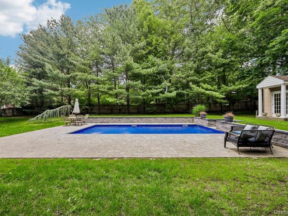 40 Timberpoint Drive, Northport NY 11768