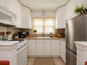 1103 Rhinelander Avenue, Bronx NY 10461