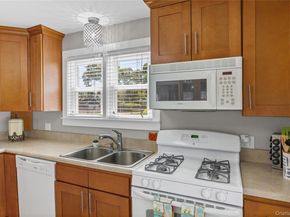 83 Beach Road, Aquebogue NY 11901