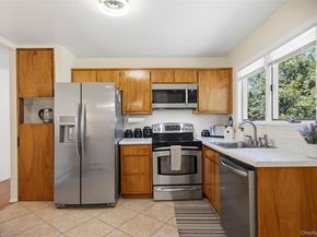 15 Lincoln Avenue, Farmingdale NY 11735