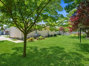 15 Lincoln Avenue, Farmingdale NY 11735