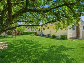 15 Lincoln Avenue, Farmingdale NY 11735