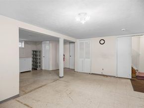 15 Lincoln Avenue, Farmingdale NY 11735