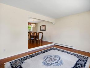 15 Lincoln Avenue, Farmingdale NY 11735