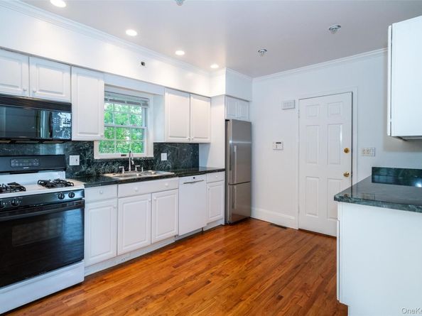 82 Clove Road, New Rochelle NY 10801