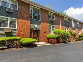 4 Dove Court F, Croton-on-Hudson NY 10520