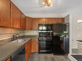 4 Dove Court F, Croton-on-Hudson NY 10520