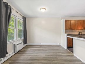 4 Dove Court F, Croton-on-Hudson NY 10520