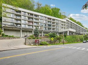 1120 Warburton Avenue 3F, Yonkers NY 10701