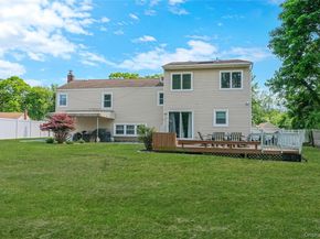 59 Maybrook Road, North Babylon NY 11703