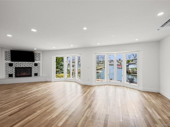 119 Alhambra Road, Massapequa NY 11758