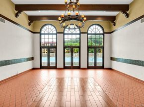 3 Granada Crescent 2, White Plains NY 10603