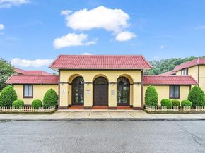 3 Granada Crescent 2, White Plains NY 10603