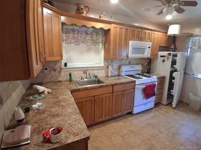 76-37 271st Street, New Hyde Park NY 11040