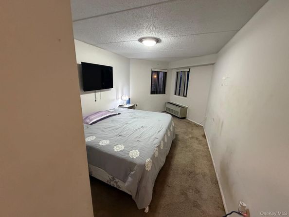 725 Miller Avenue 221, Freeport NY 11520