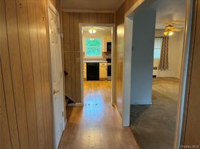 27 Elizabeth Drive, Bethpage NY 11714
