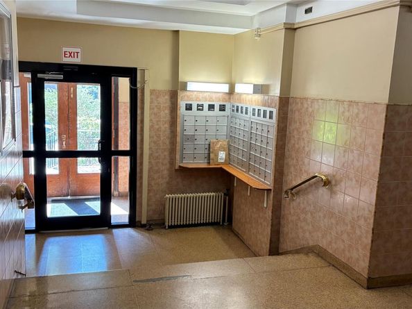 1560 UNIONPORT Road 3G, Bronx NY 10462