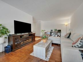 370 Central Park Avenue 2E, Scarsdale NY 10583