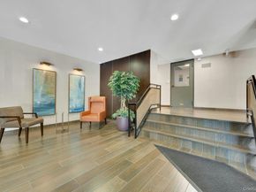370 Central Park Avenue 2E, Scarsdale NY 10583