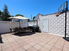 95-20 239th Street, Floral Park NY 11001