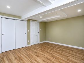 95-20 239th Street, Floral Park NY 11001