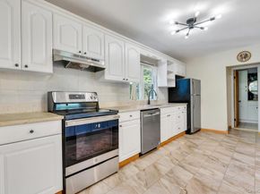 18 Richmond Hill Road, Sound Beach NY 11789