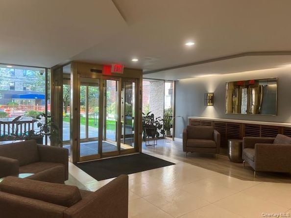 120 E Hartsdale Avenue 1R, Hartsdale NY 10530