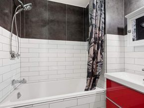 268 East Broadway A905, New York NY 10002