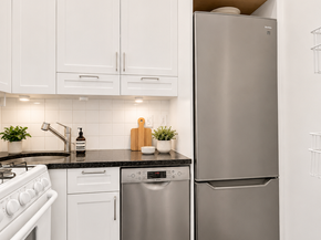 244 East 60th Street 3B, New York NY 10022