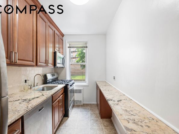 5601 Riverdale Avenue 3H, Bronx NY 10471
