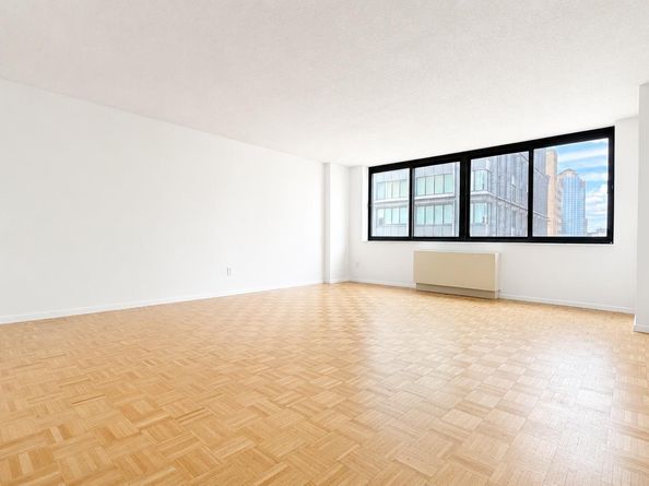 376 Broadway 13G, New York NY 10013